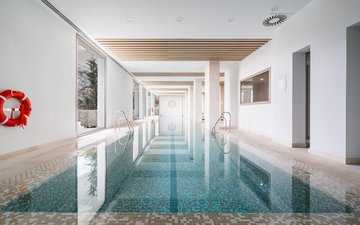 Property slide 19
