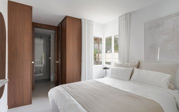 Property slide 15