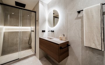 Property slide 19