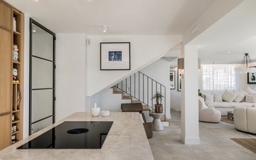 Property slide 10