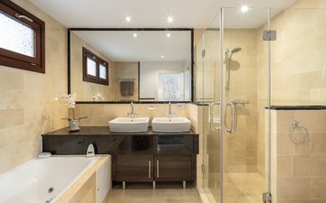 Property slide 18