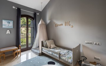 Property slide 8