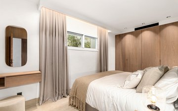 Property slide 16