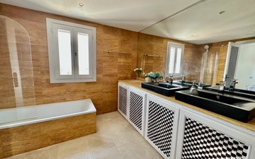 Property slide 35