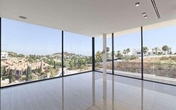 Property slide 10