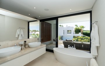 Property slide 17
