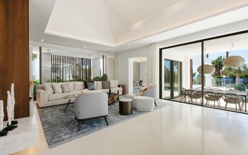 Property slide 10