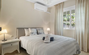 Property slide 22