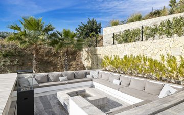 Property slide 39
