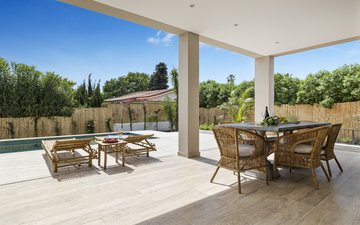 Property slide 10