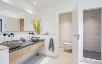 Property slide 23