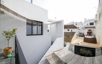 Property slide 20