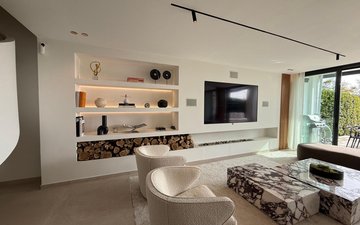 Property slide 17