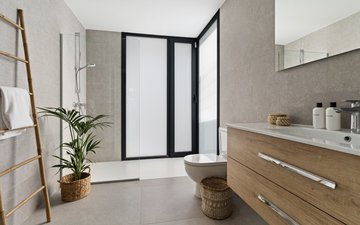 Property slide 14