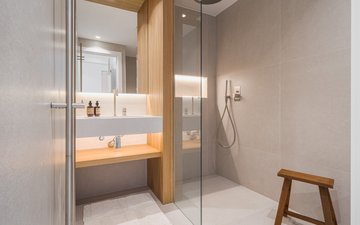 Property slide 19