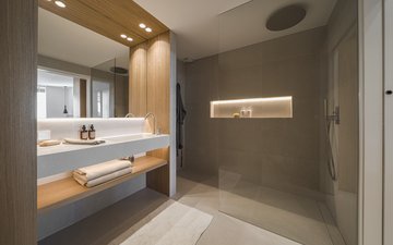 Property slide 16