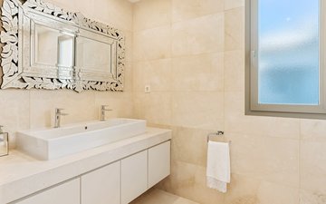 Property slide 24