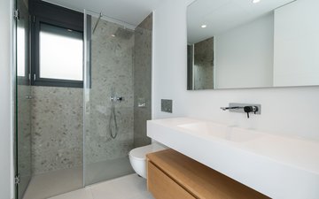 Property slide 31