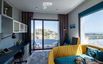 Property slide 19