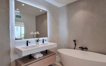 Property slide 19