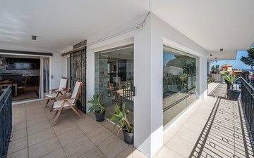 Property slide 20
