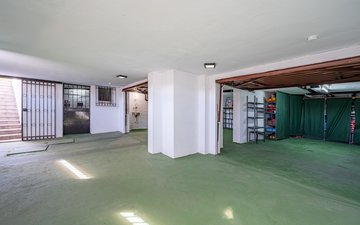 Property slide 33