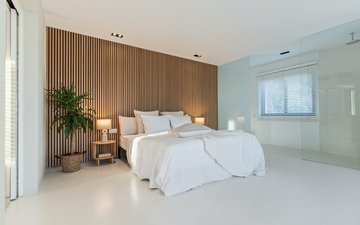 Property slide 19