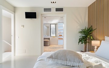 Property slide 20