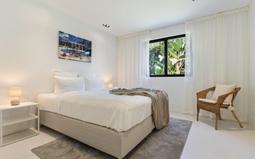Property slide 24