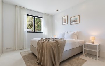 Property slide 23