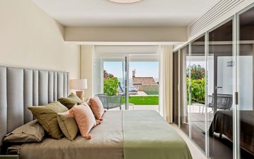 Property slide 21