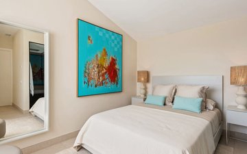 Property slide 25