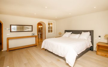 Property slide 16
