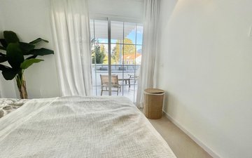 Property slide 22