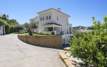 Property slide 51