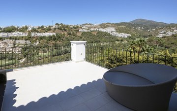 Property slide 20