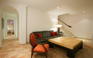 Property slide 25