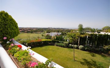 Property slide 26