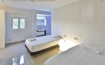 Property slide 12