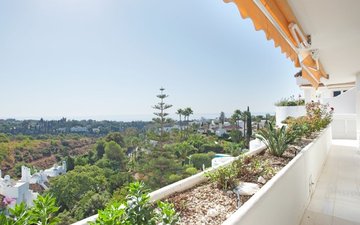 Property slide 14