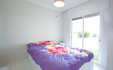 Property slide 10