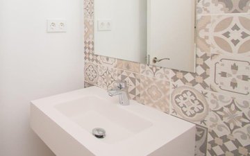 Property slide 20