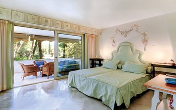 Property slide 5