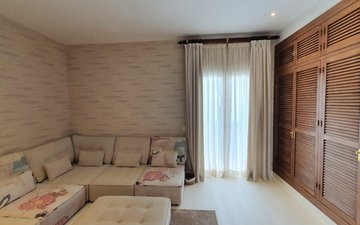 Property slide 8