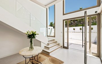 Property slide 16