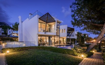 Property slide 21