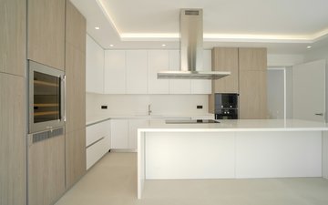 Property slide 21