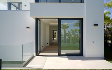 Property slide 14