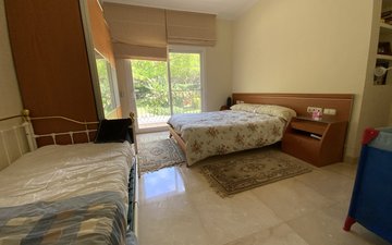 Property slide 18