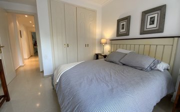 Property slide 21
